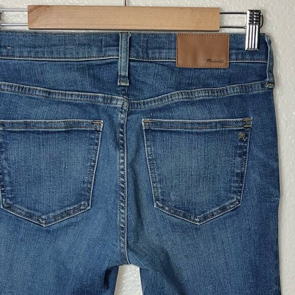 Madewell 8" Mid Rise Skinny Jeans in Ames Wash Medium Blue women's size 27 - Picture 13 of 15